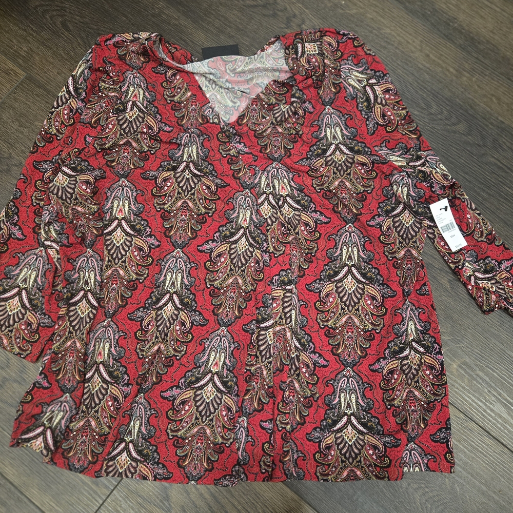 NWT Chic Red Paisley Women's Blouse size 22/24